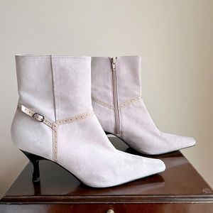 Dusty Pink Jones New York kitten heel booties
